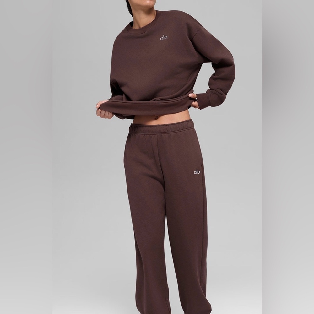 ALO Accolade Straight Leg Sweatpant- Brownstone Men S/ Women M Authentic - Picture 3 of 5